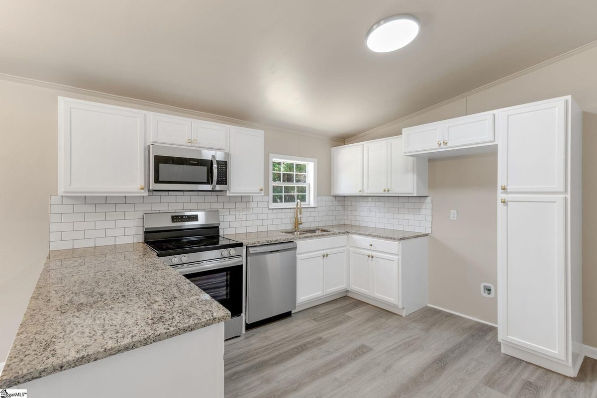 Pickens SC kitchen after renovation by Elevation Home Partners
